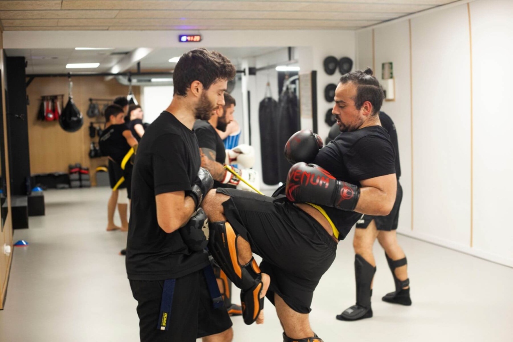 SLIDER-MOBILE-04 clases de defensa personal sant marti clot